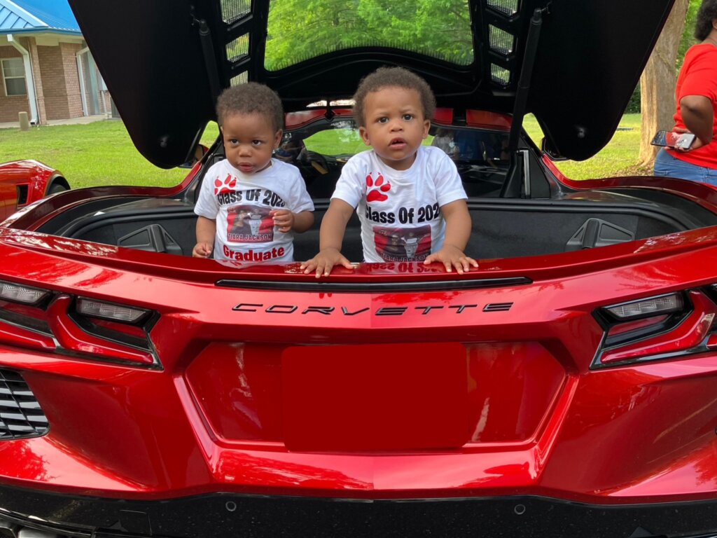 single moms corvettes