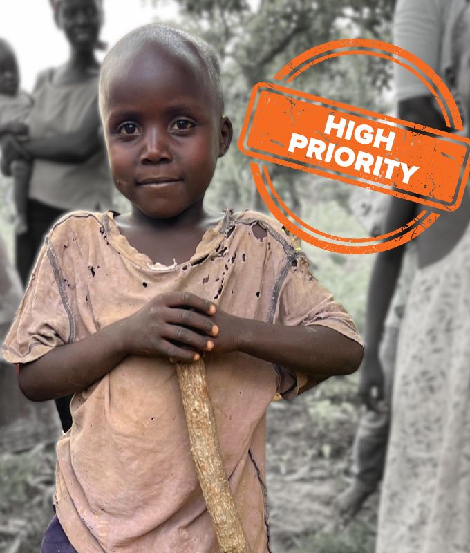 ugandan boy waiting to be sponsored